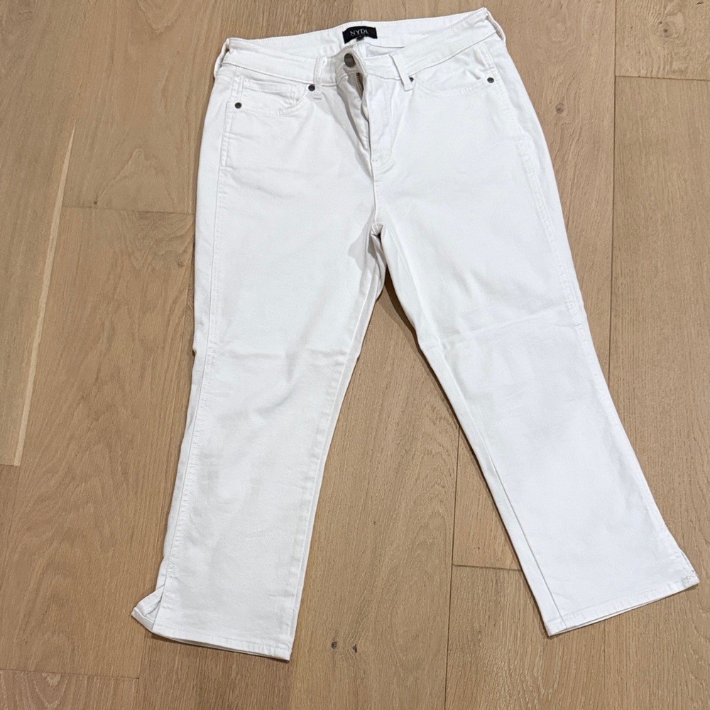 NYDJ Women's Straight Leg Jeans in Crisp White size 6